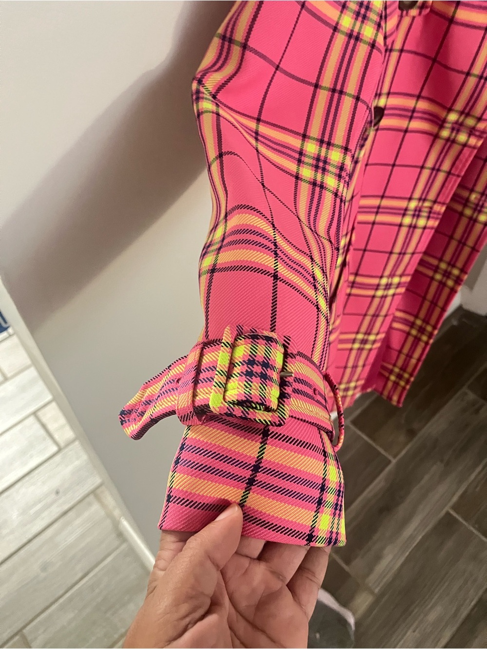 Boden Cheltenham Trench Coat Pink Neon Plaid Check US 2 – $498 Retail - Picture 3 of 9
